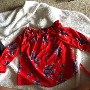 H&M red floral off the shoulder top 3/4 sleeve